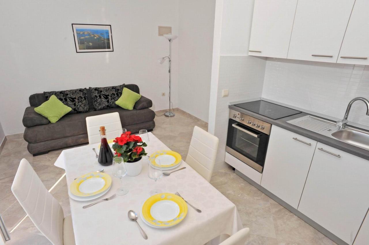 Apartments With A Parking Space Sutivan, Brac - 752 Dış mekan fotoğraf